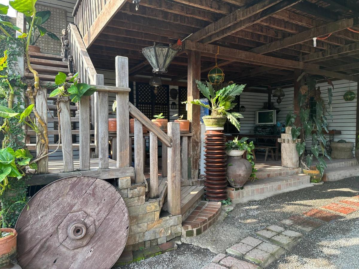 Mount Pinatubo Base Camp At Casa Hermogina Santa Juliana Exterior photo